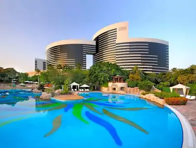 Grand Hyatt - 55