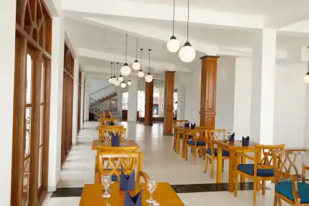 C Negombo - 22