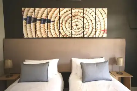The Elegant Guesthouse - 47
