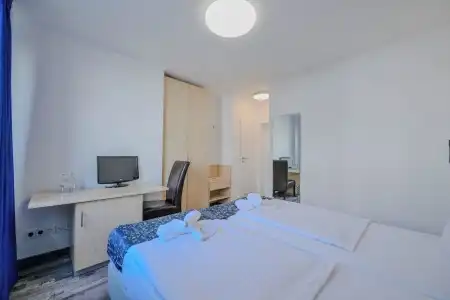 Münchner Hof - 106