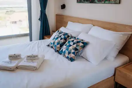 Royal Blue Resort & Residences - 4