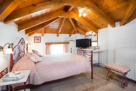 Andreolas Luxury Suites - 50