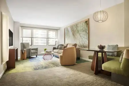 The Gardens Sonesta ES Suites New York - 4