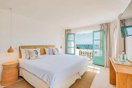 The Sea Club - 130