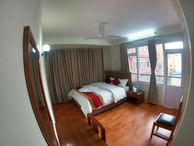 Om Tara Guest House - 39