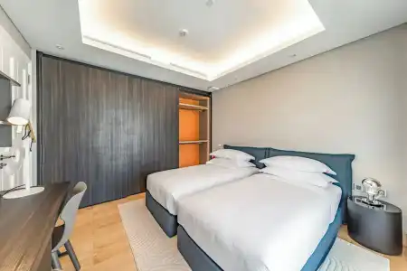 Sherwood Suites - 73