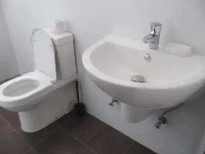 Angel Inn Guest House - 22