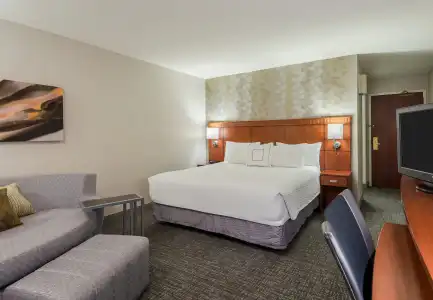 Courtyard by Marriott Knoxville Cedar Bluff - 4