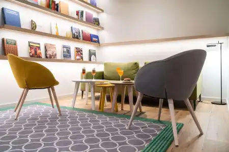 Suites Plaza & Wellness - 15