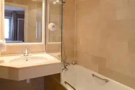 Hôtel Saint Martin Bastille - 7