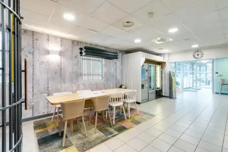 B&B Lille Centre Grand Palais - 16