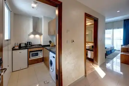 Class Apartments - 82