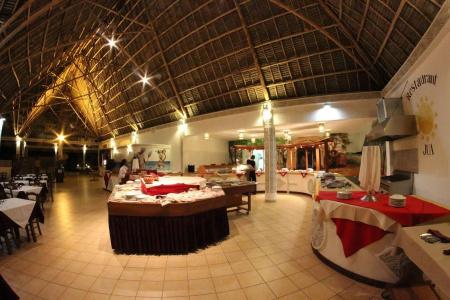 Uroa Bay Beach Resort - 24