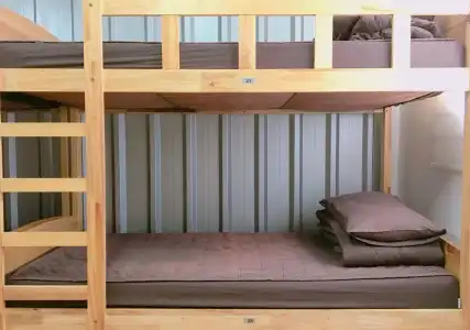 Gray Guesthouse - 2