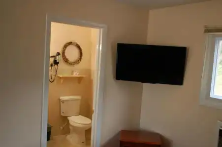 Sara Glen Motel - Saratoga Springs-Glens Falls - 47