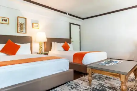 Lincoln Arms Suites - 48