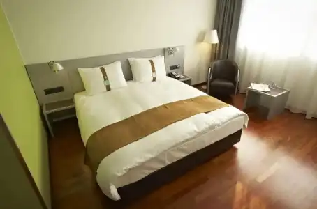 Holiday Inn ZÜRICH - MESSE by IHG - 56