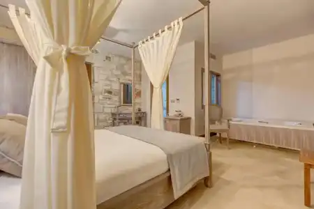 Navalia Otel - 104