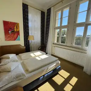 Viktoria - 22