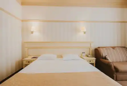 Premier Geneva - 51