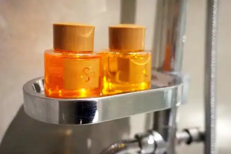 S33 Compact - 31