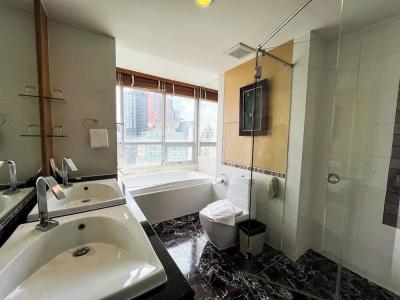 Urbana Sathorn - 113