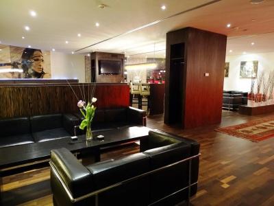 Plaza Premium Salzburg - 1