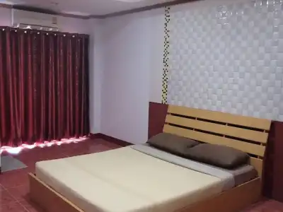 Somsri Apartment - 1