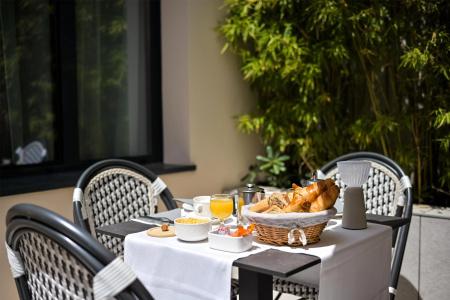 Best Western Plus Cannes Riviera & Spa - 10