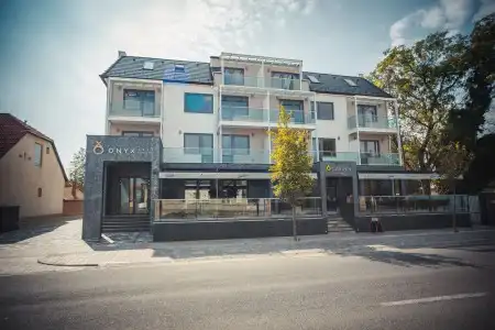 Onyx Luxury - 0