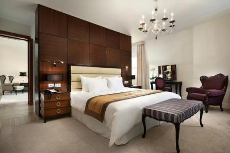 Grand Vilnius, Curio Collection by Hilton - 3