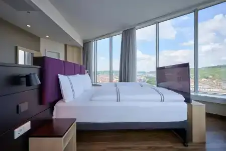 Premier Inn Wurzburg - 28