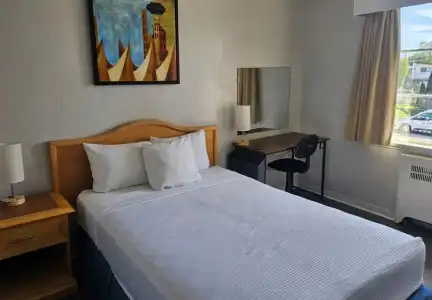 2400 Motel - 70