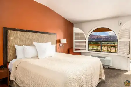 Red Mountain Resort - 34