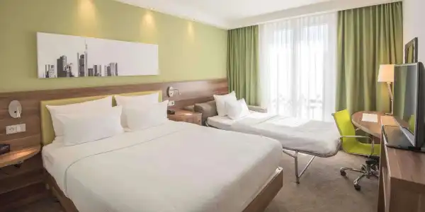 Hampton by Hilton Frankfurt City Centre Messe - 2