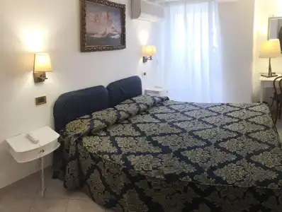 Bougainville Luxury Boutique - 5