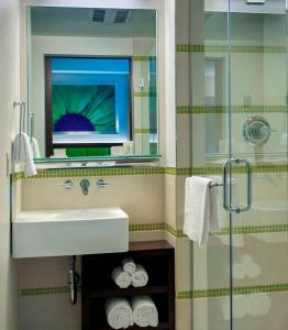 SpringHill Suites by Marriott New York Midtown Manhattan - 4