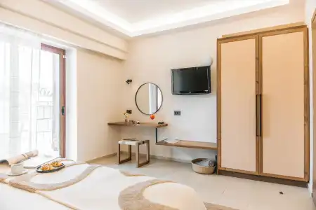 Villa Di Mare Seaside Suites - 47