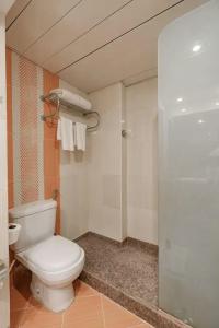 Sphinx Aqua Park Beach Resort - 51