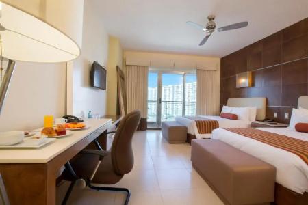 Krystal Urban Cancun & Beach Club - 52