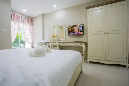 De Ville Nakhon - 12