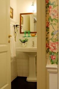 Guest House Arco dei Tolomei - 24