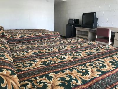 Superlodge Motel - 3