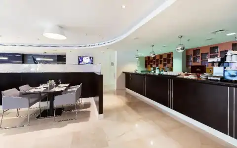 Premier Inn Doha Airport - 25