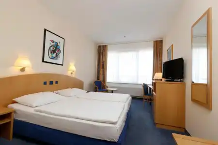 Yors Hannover - 45