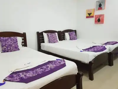 Phet Cha-am Plaza & Resort - 32