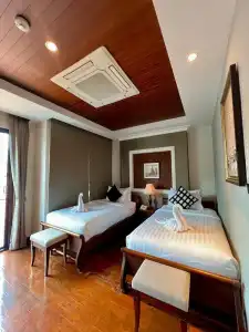 Yotaka Bangkok - 32