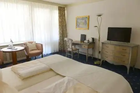 Sure by Best Western Rhoen Garden - 89