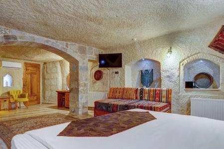 Avilla Cave - 38
