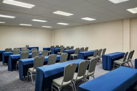 DoubleTree by Hilton Williamsburg - 22